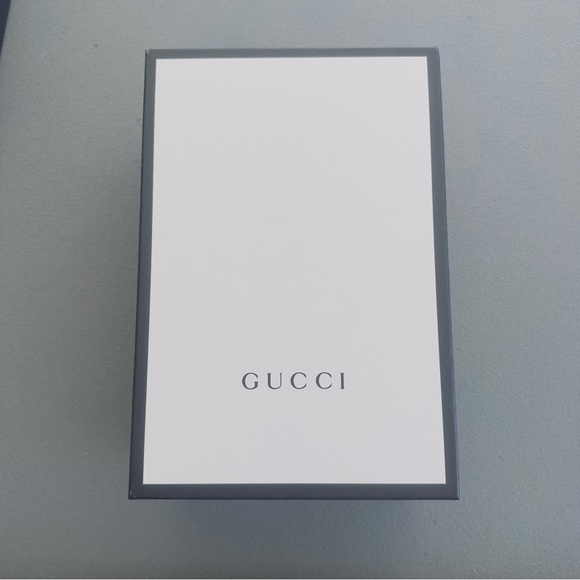 Gucci box - Picture 1 of 6